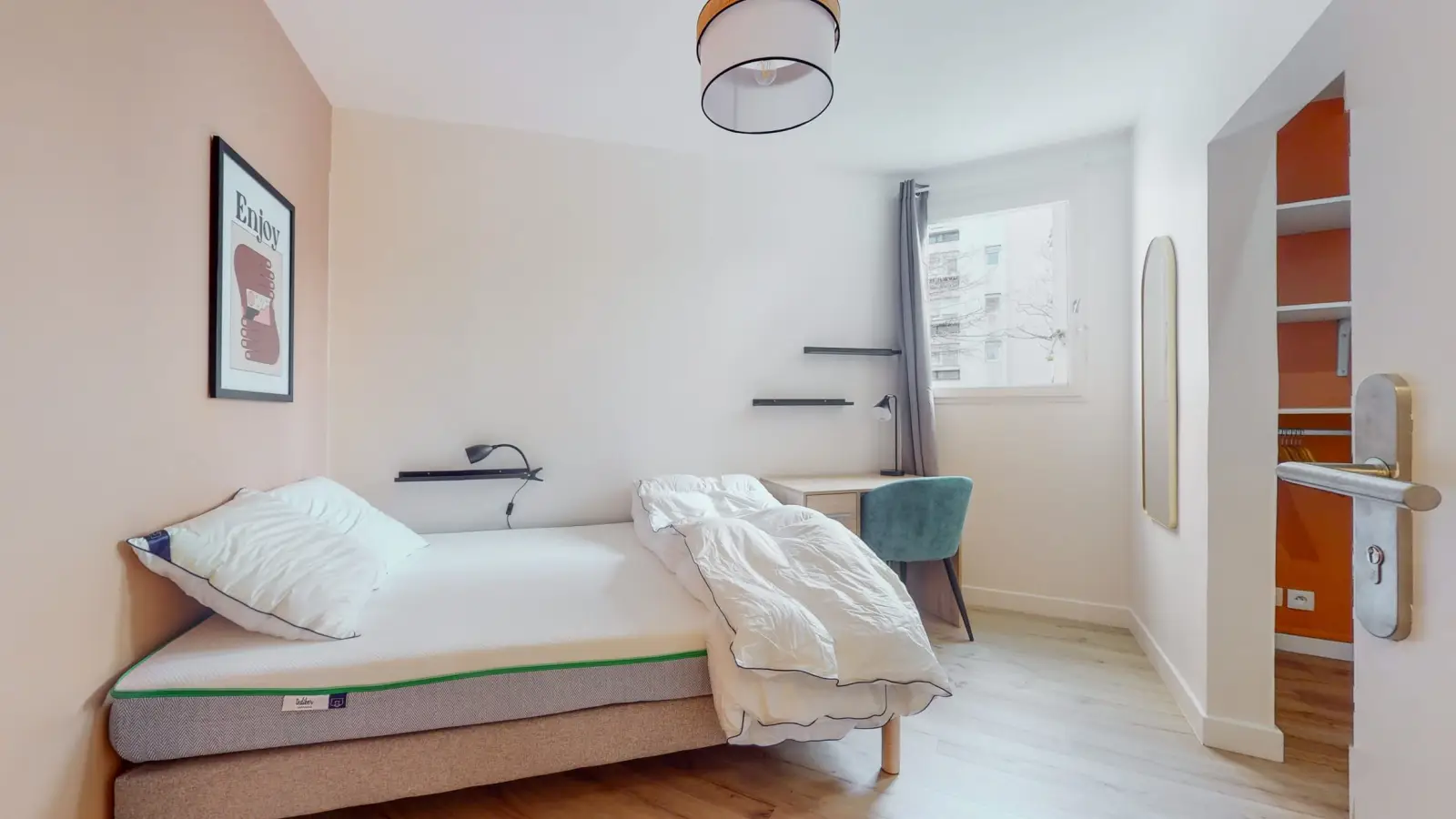 Room Rue Émile Zola in Asnières-sur-Seine