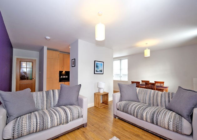 Flat Bon Accord Square in Aberdeen City