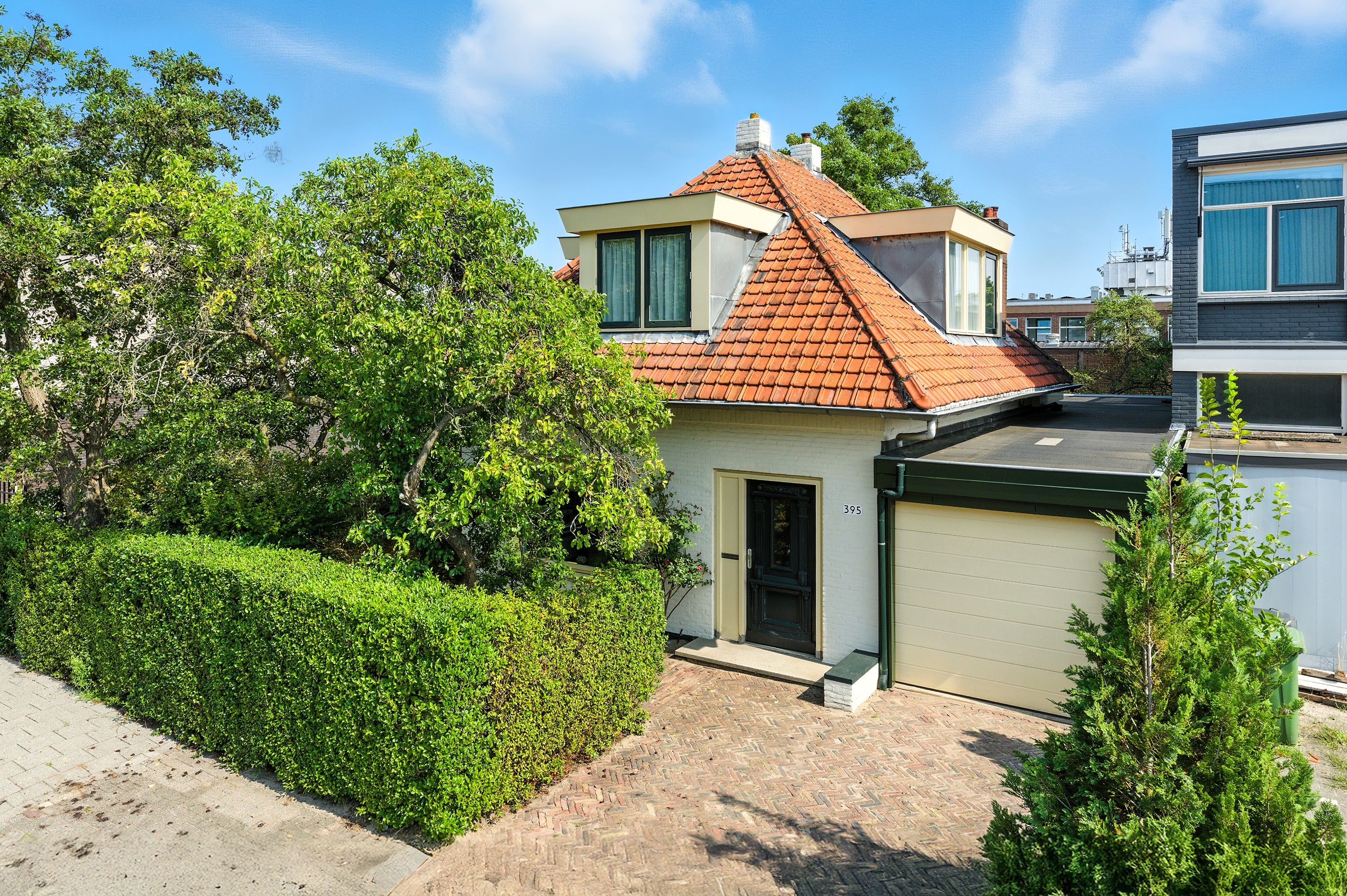 Huis Adrianalaan 395 in Rotterdam