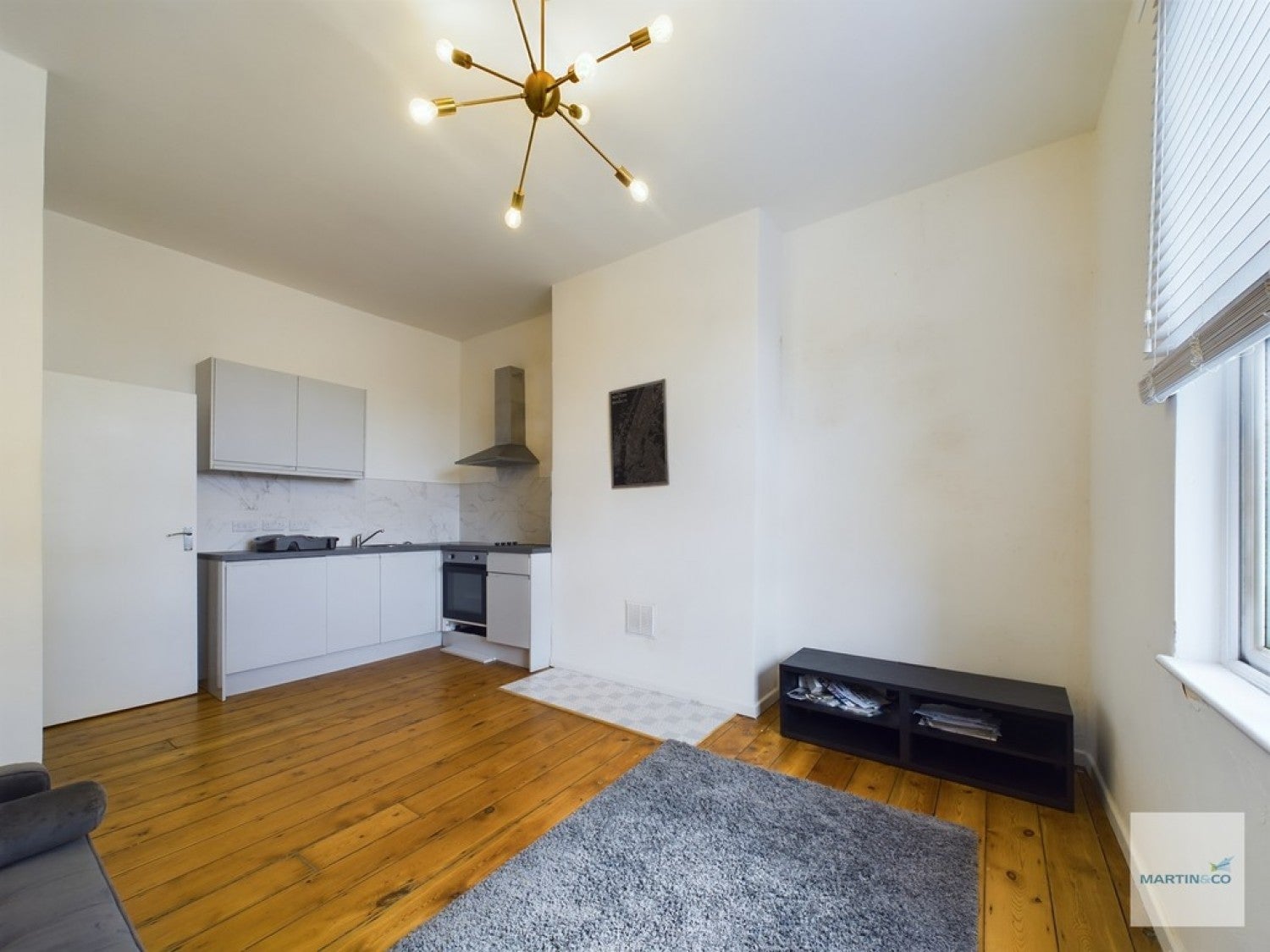 Flat Elm Avenue in Nottingham