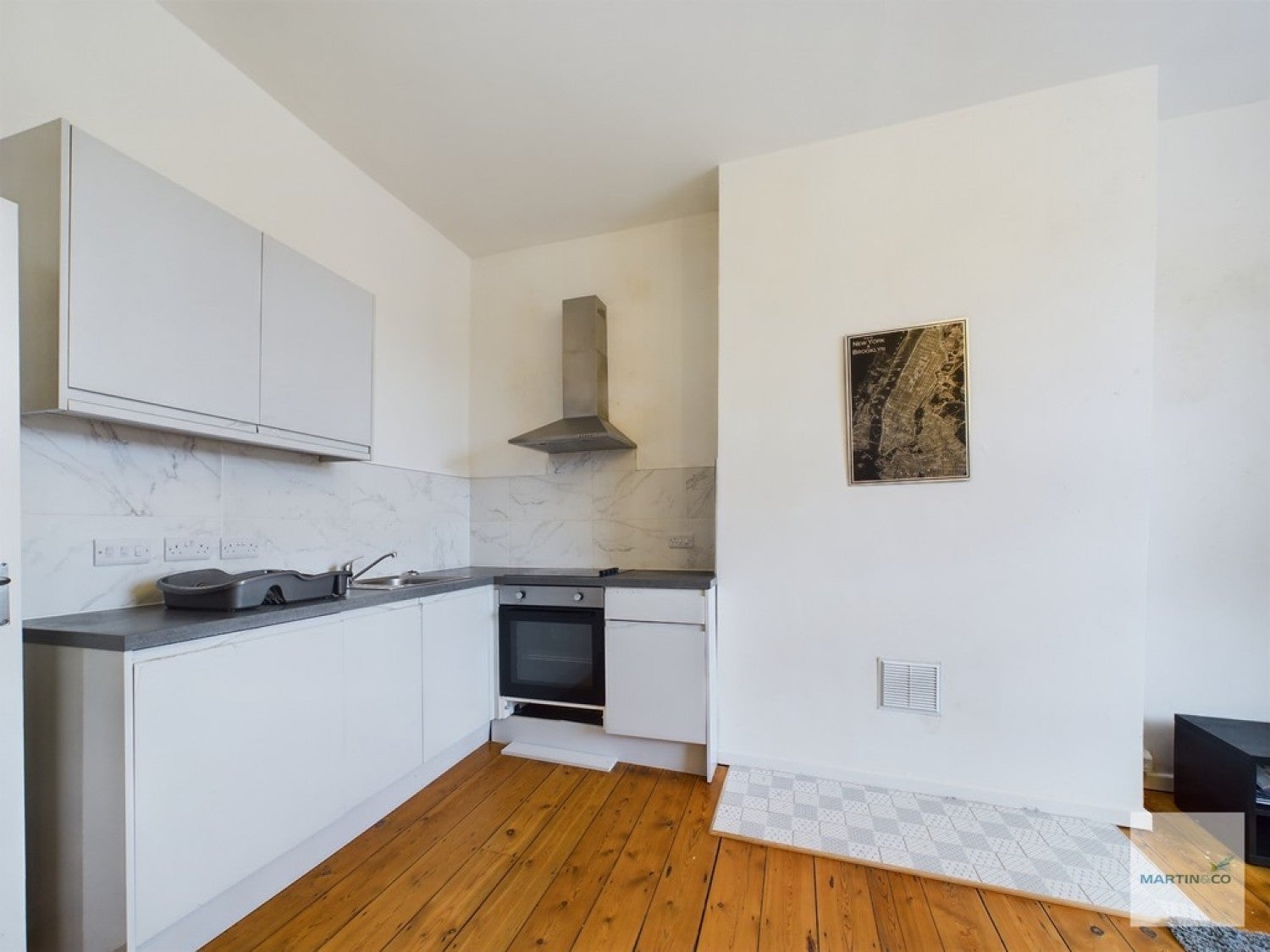 Flat Elm Avenue in Nottingham