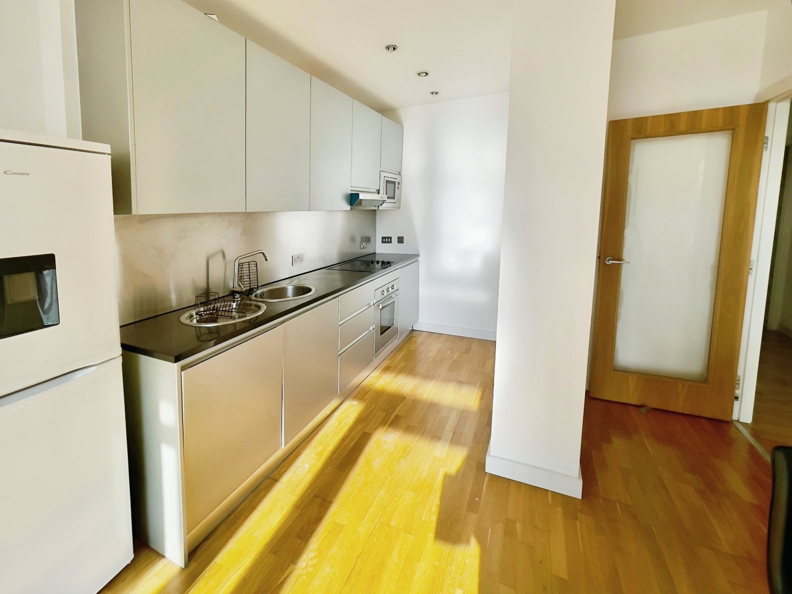 Flat Roberts Wharf in Leeds