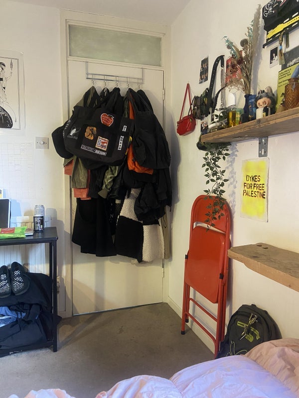Room Mullet Gardens in Greater London