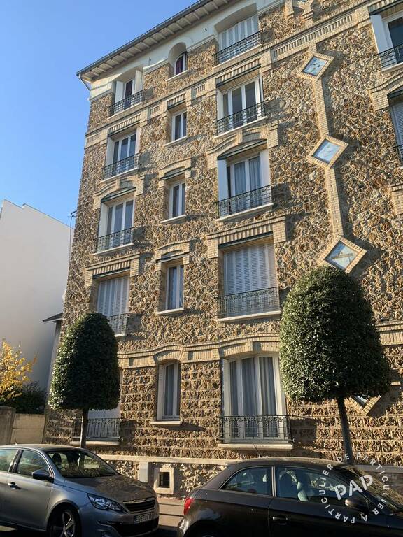 Flat Rue de l'Arrivée in Enghien-les-Bains