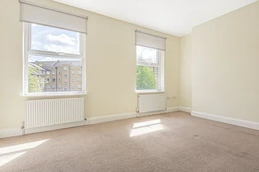 Flat Camberwell New Road in Greater London