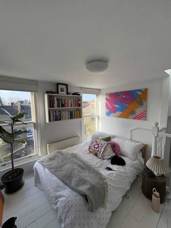 Room Mildmay Road in Greater London