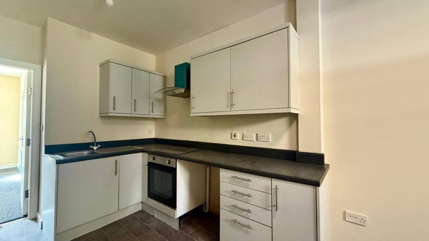 Flat Daisy Hill in Kirklees