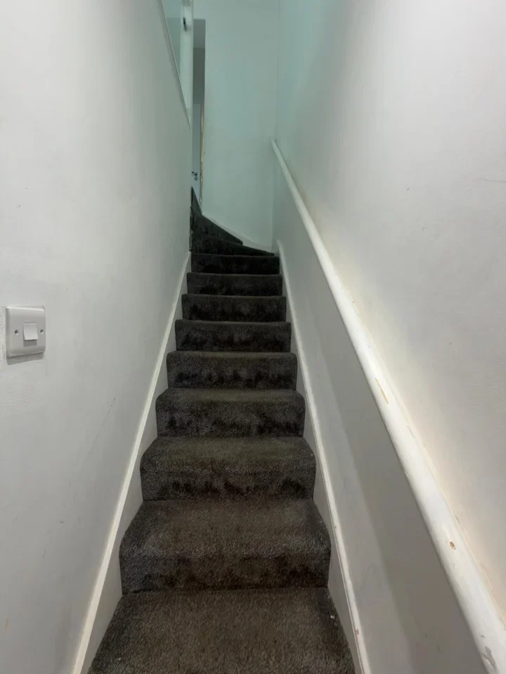 Flat Oakleigh Road North in Greater London