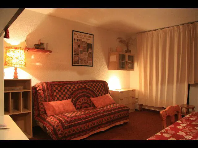Flat Rue des Pinatiaux in Risoul
