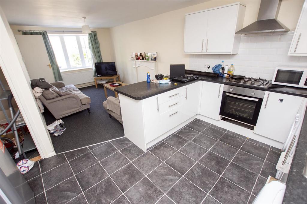 Flat Heeley Road in Birmingham