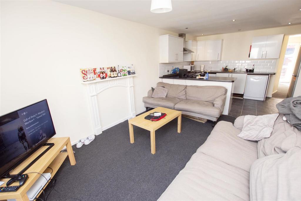 Flat Heeley Road in Birmingham