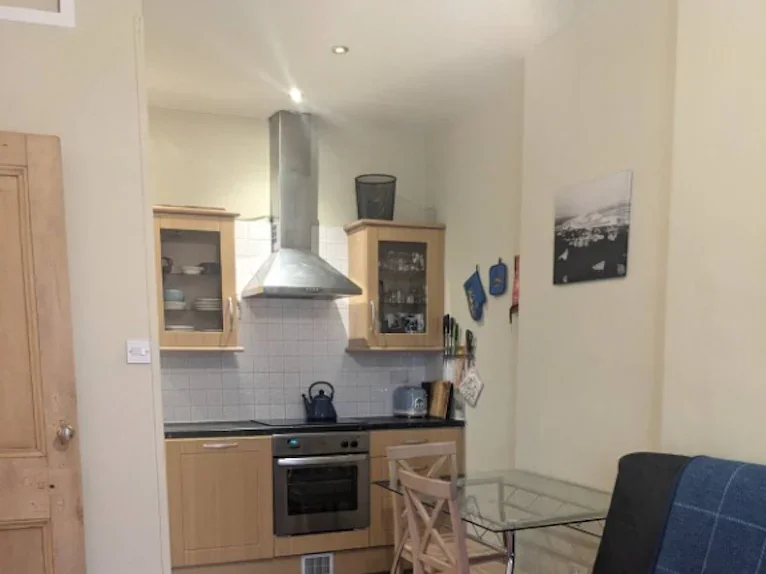 Flat Gorgie Road in City of Edinburgh