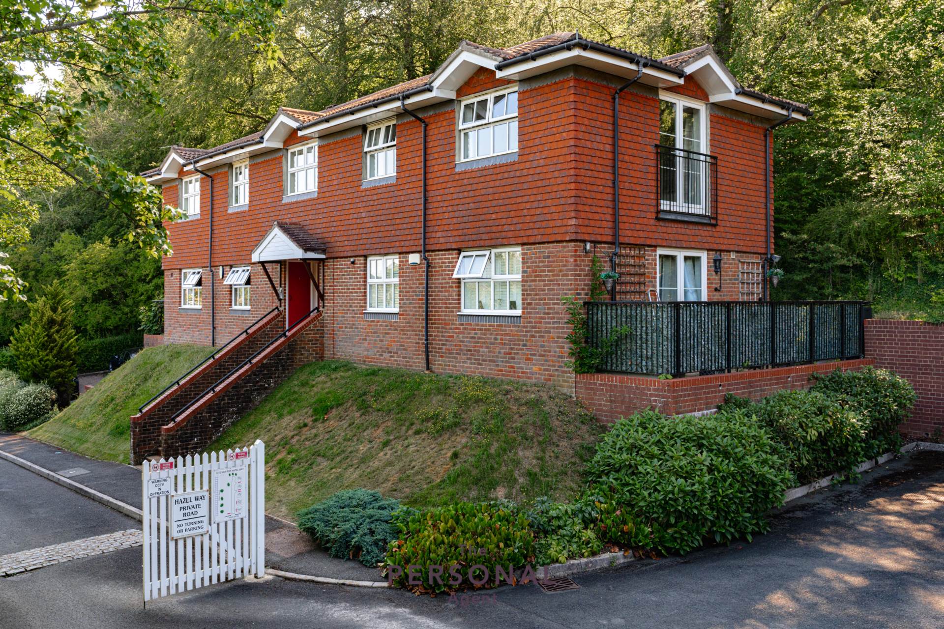 Flat Chestnut Avenue in Manchester