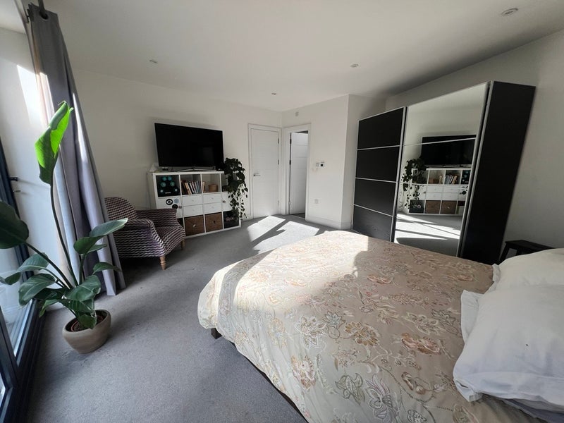 Room Railton Road in Greater London
