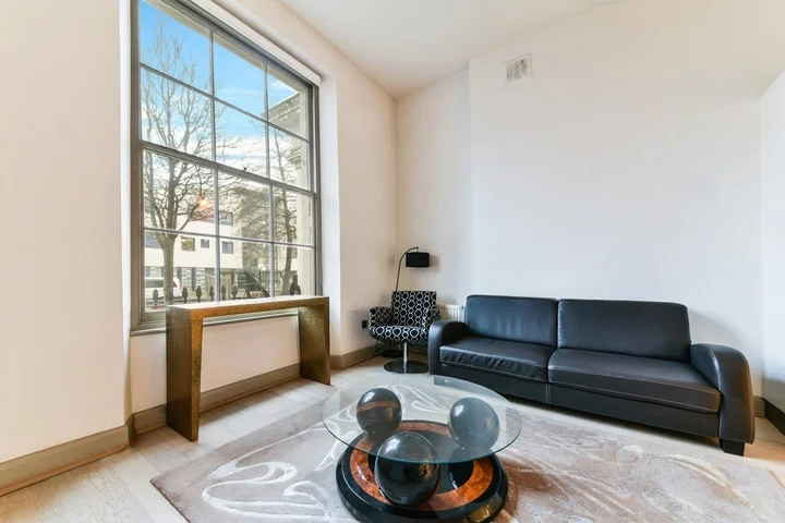 Flat Claverton Street in City of Westminster