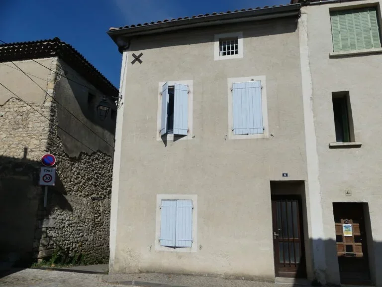 Flat Rue des Grottes in Livron-sur-Drôme