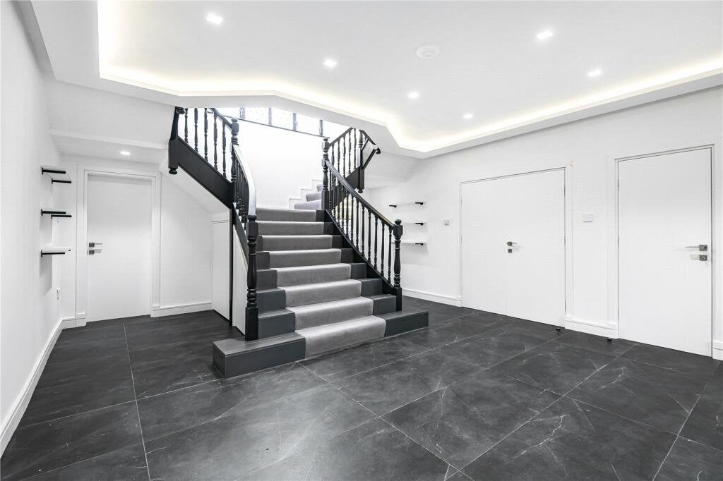 House Forestdale in Greater London