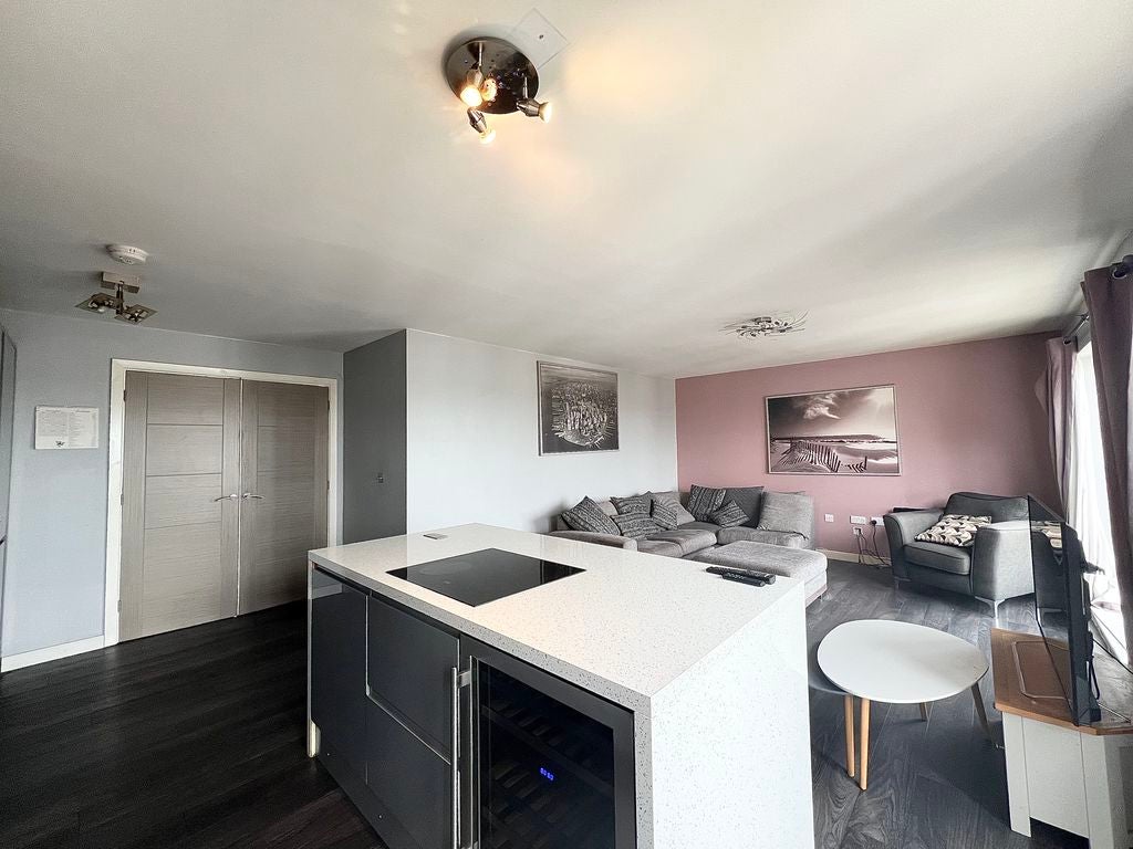 Flat Eccles New Road in Salford