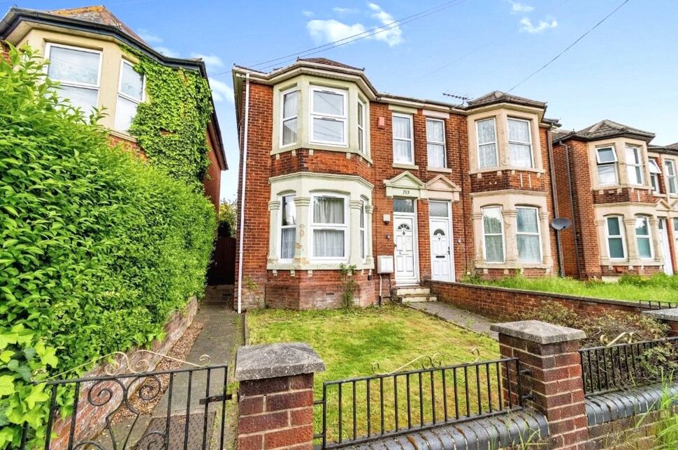 Flat Portswood Road in Southampton