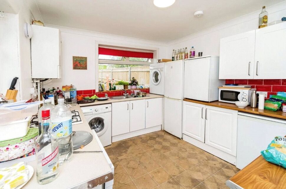 Flat Portswood Road in Southampton