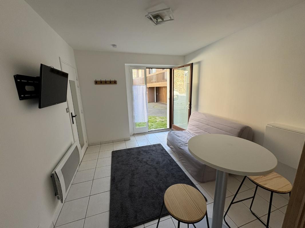 Flat Rue Hersart de la Villemarqué in Rennes