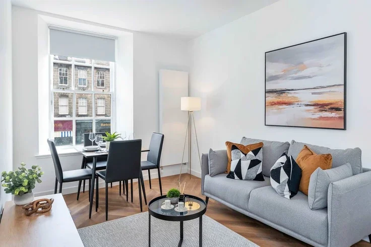 Flat Frederick Street in City of Edinburgh