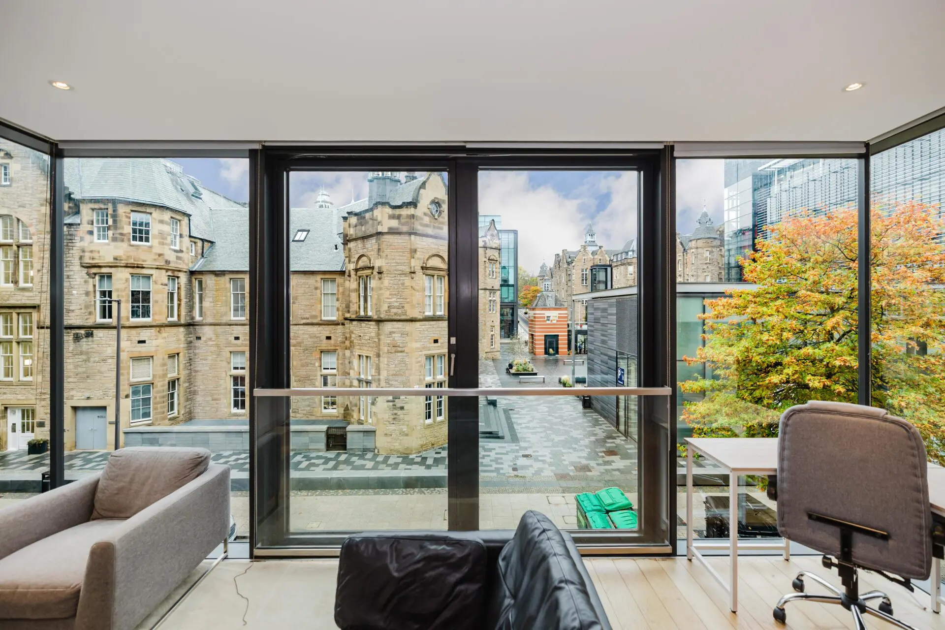 Flat Simpson Loan in City of Edinburgh