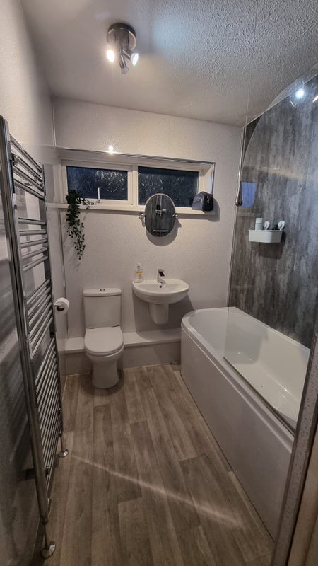 Room Pike Drive in Chelmsley Wood