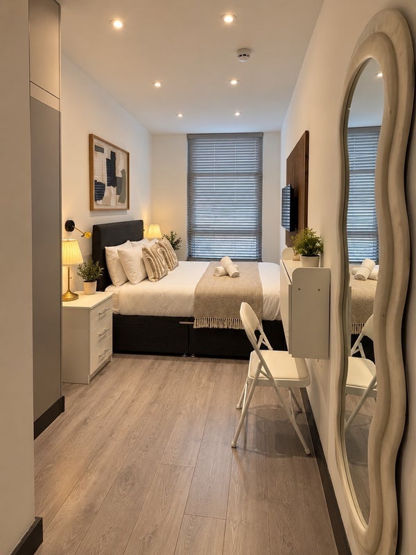 Room Caledonian Road in Greater London