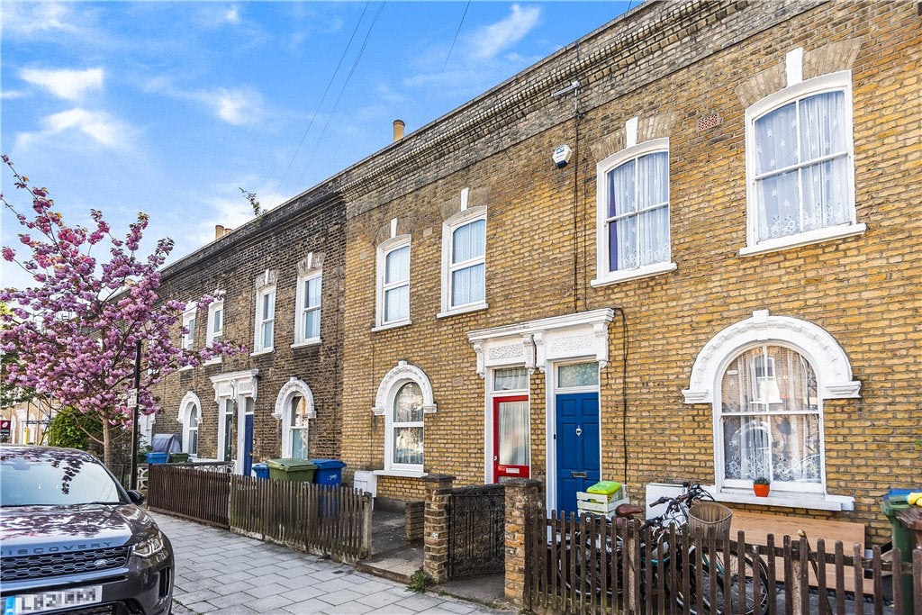 House Reverdy Road in Greater London