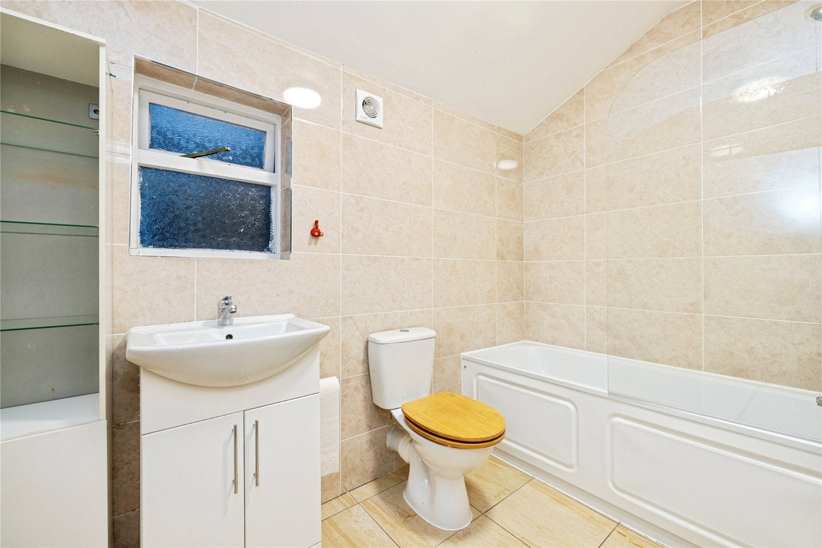 House Reverdy Road in Greater London