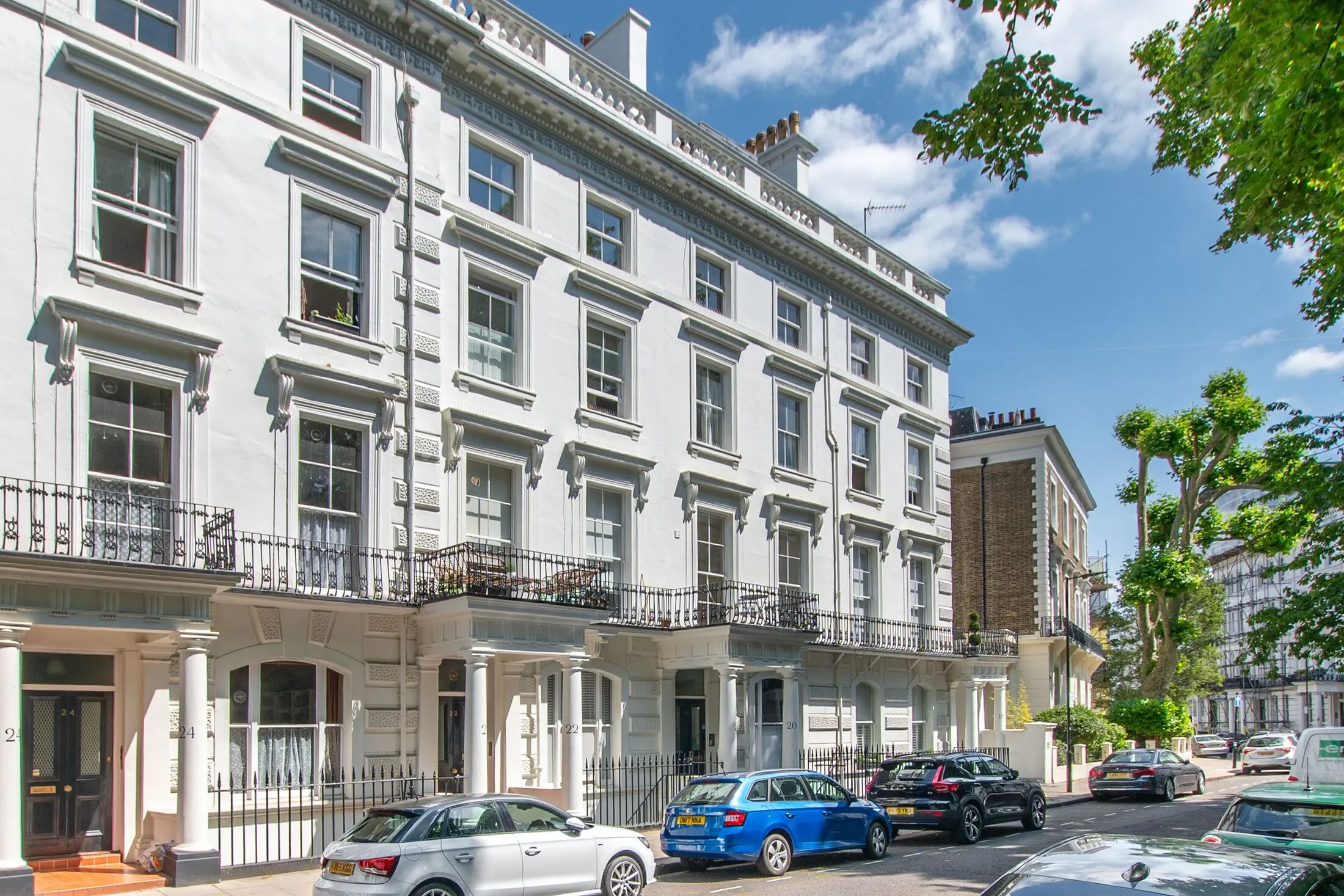 Flat Westbourne Gardens in City of Westminster