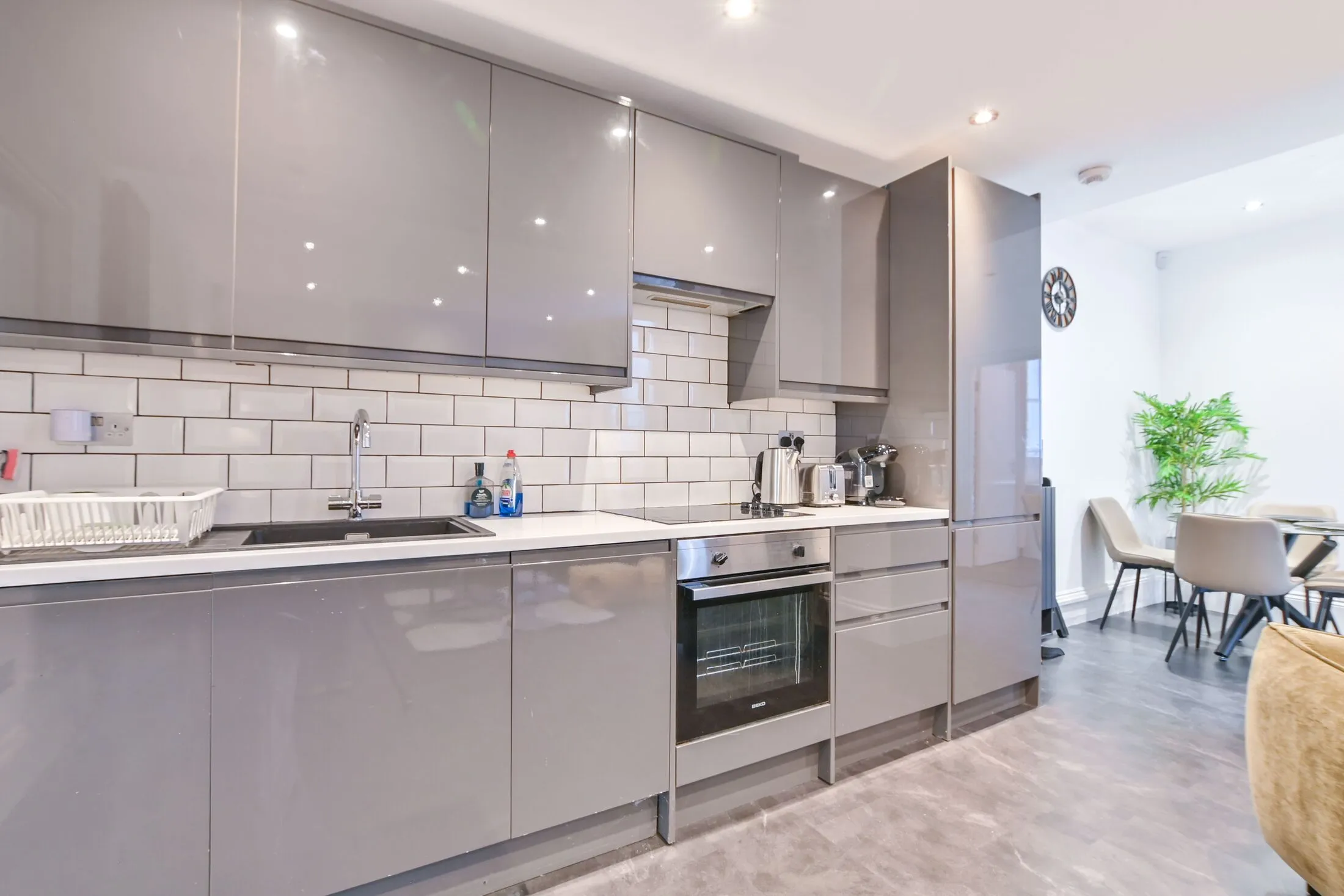 Flat Westbourne Gardens in City of Westminster