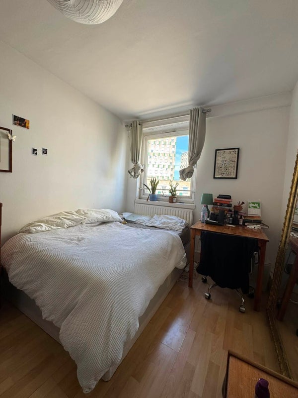 Room Mace Street in Greater London