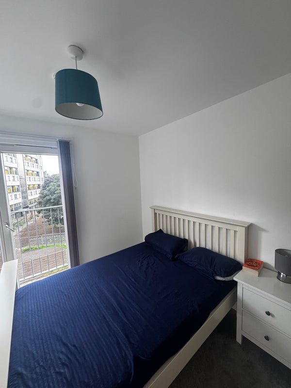 Room Muirhouse Parkway in City of Edinburgh