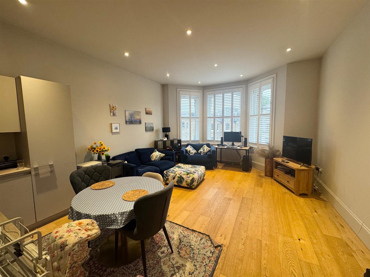 Flat Wilbury Road in Hove
