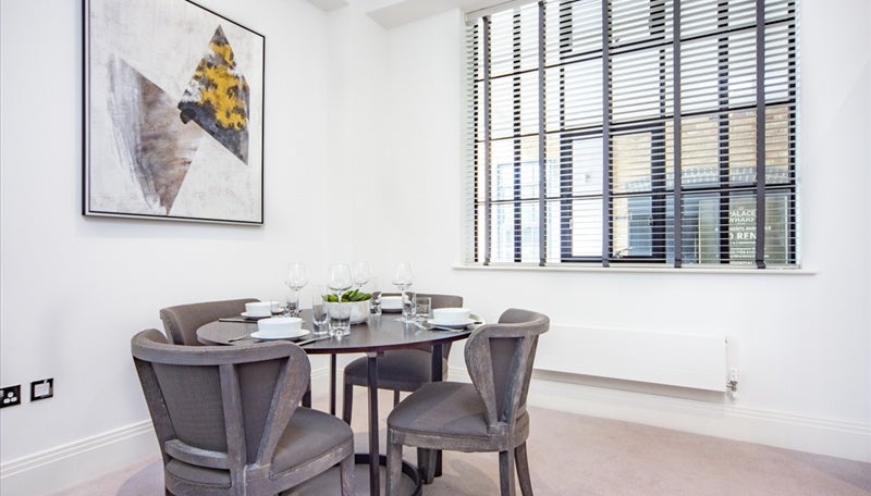 Flat Rainville Road in Greater London