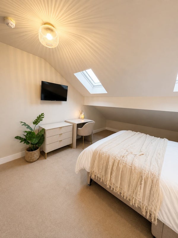 Room Broomhill Lane in Mansfield Woodhouse