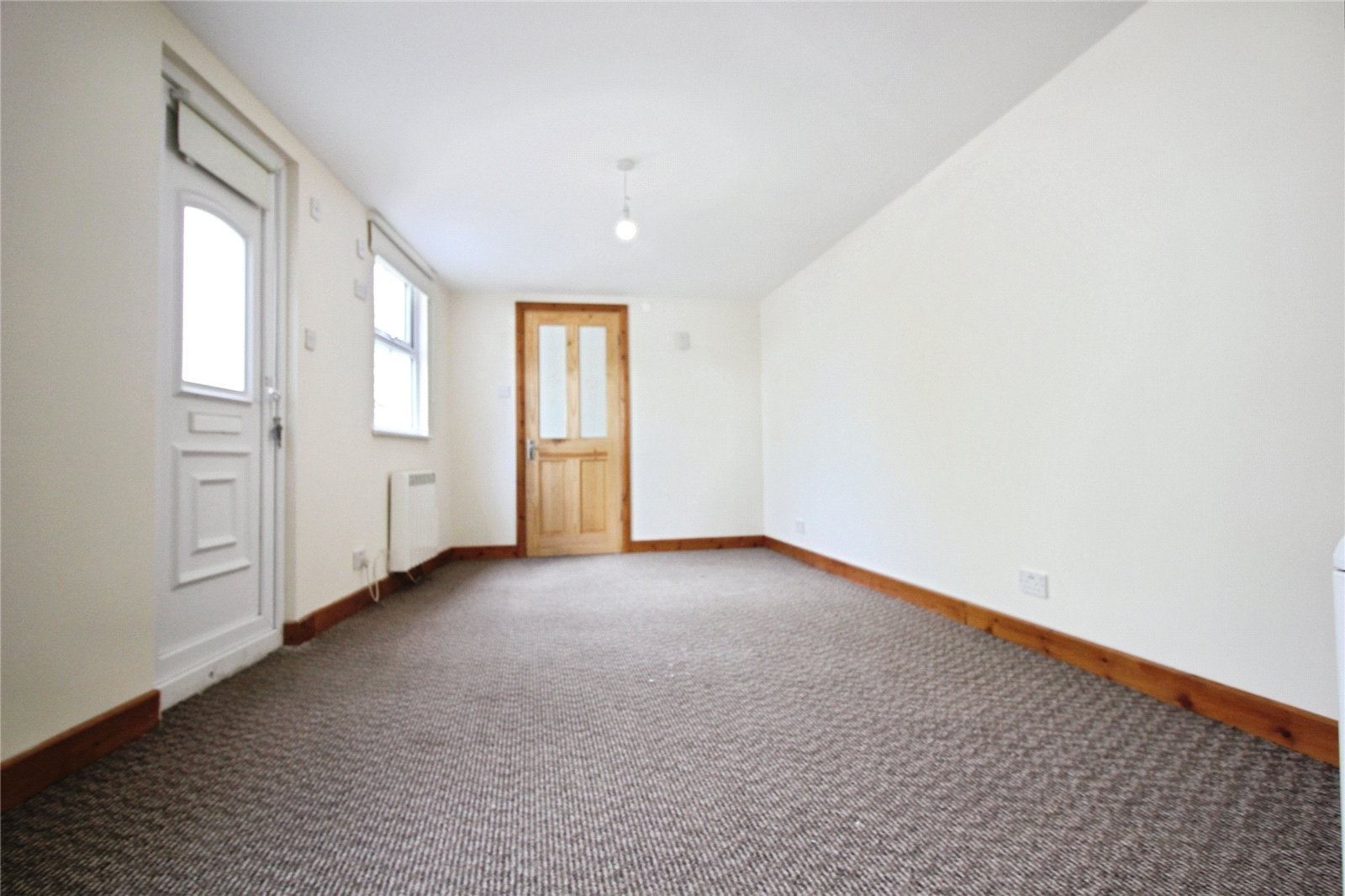 Flat Highgrove Street in Reading