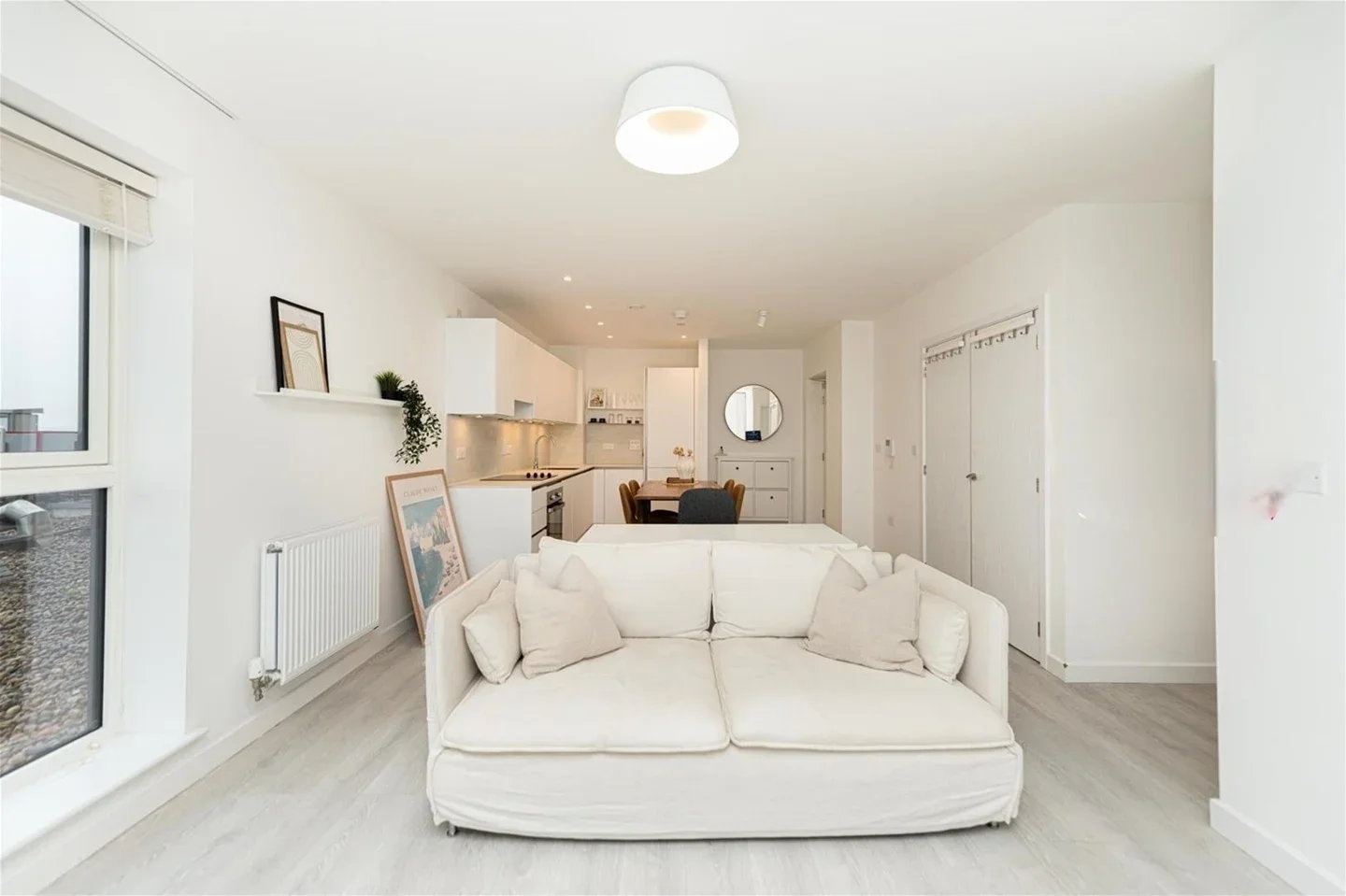 Flat East Acton Lane in Greater London
