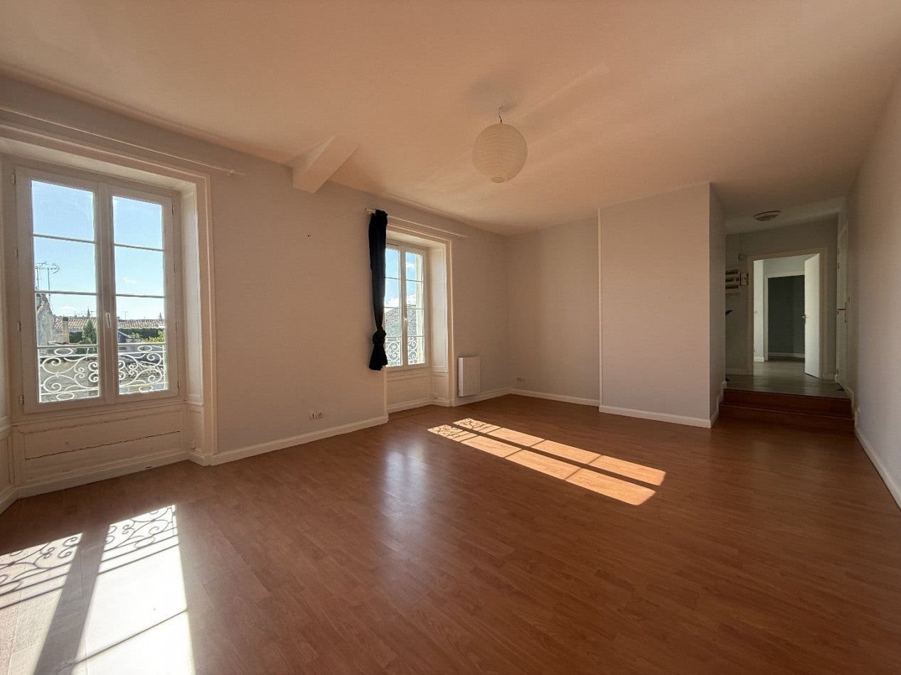 Appartement Place du Prieuré à Cognac