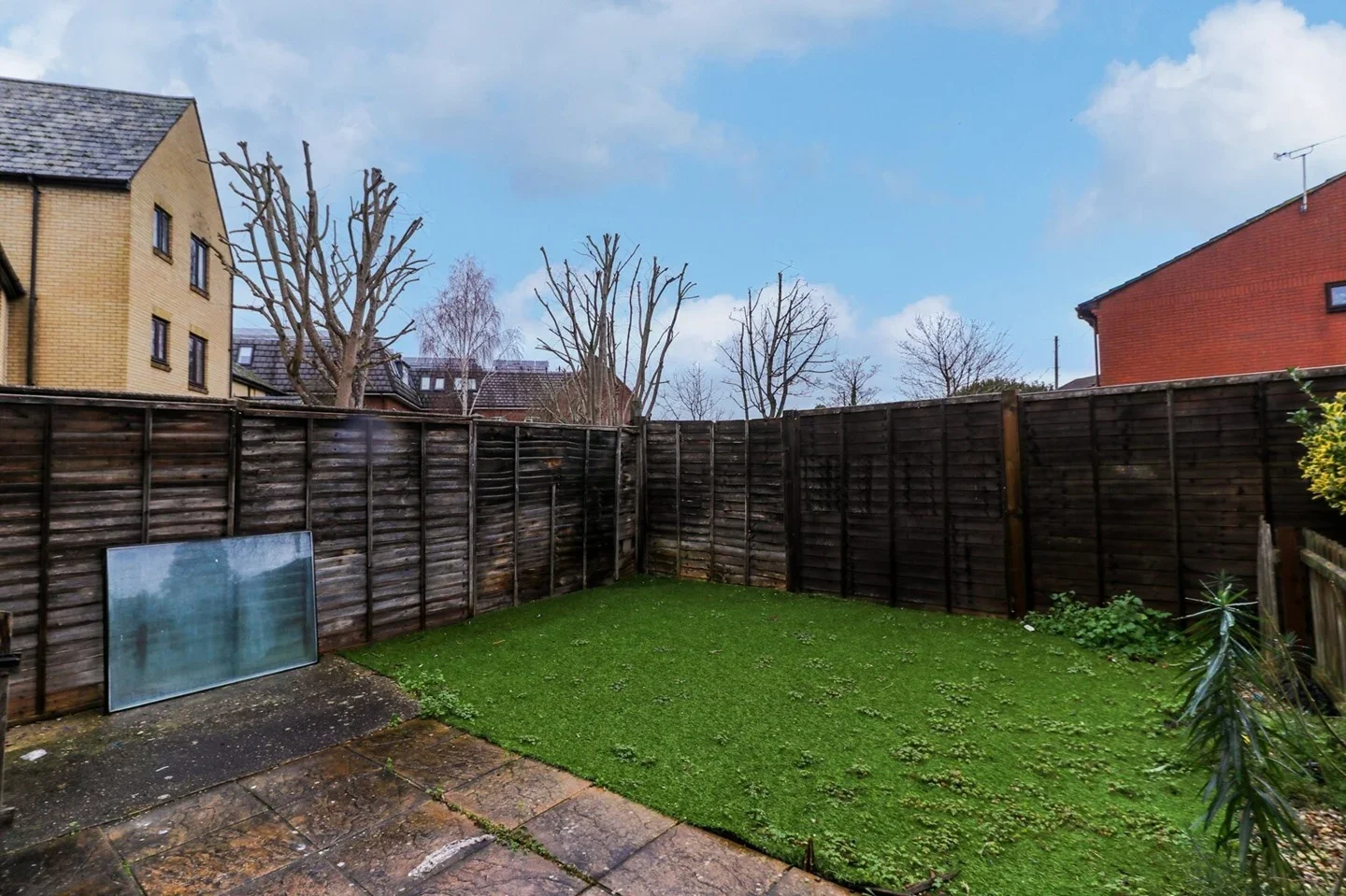 Flat Turners Hill in Cheshunt