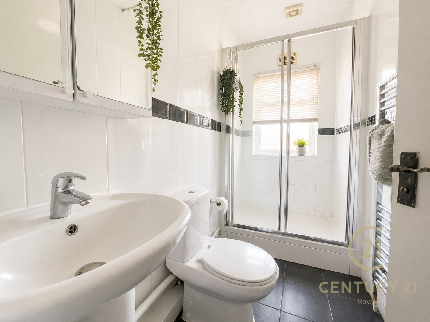 Room Surbiton Road in Greater London