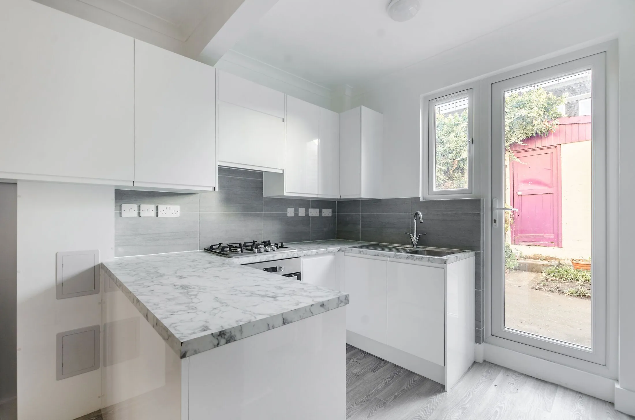 Flat Collingbourne Road in Greater London