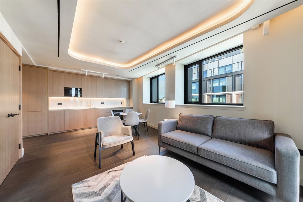 Flat Dean Street in City of Westminster
