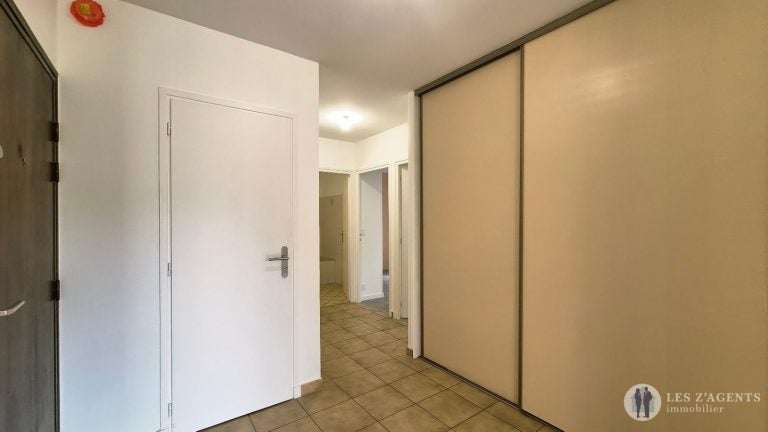 Flat Avenue Jean Perrot in Grenoble
