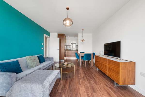 Flat Forge Square in Greater London