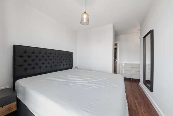 Flat Forge Square in Greater London
