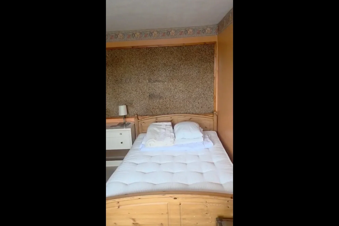 Room Spackmans Way in Slough