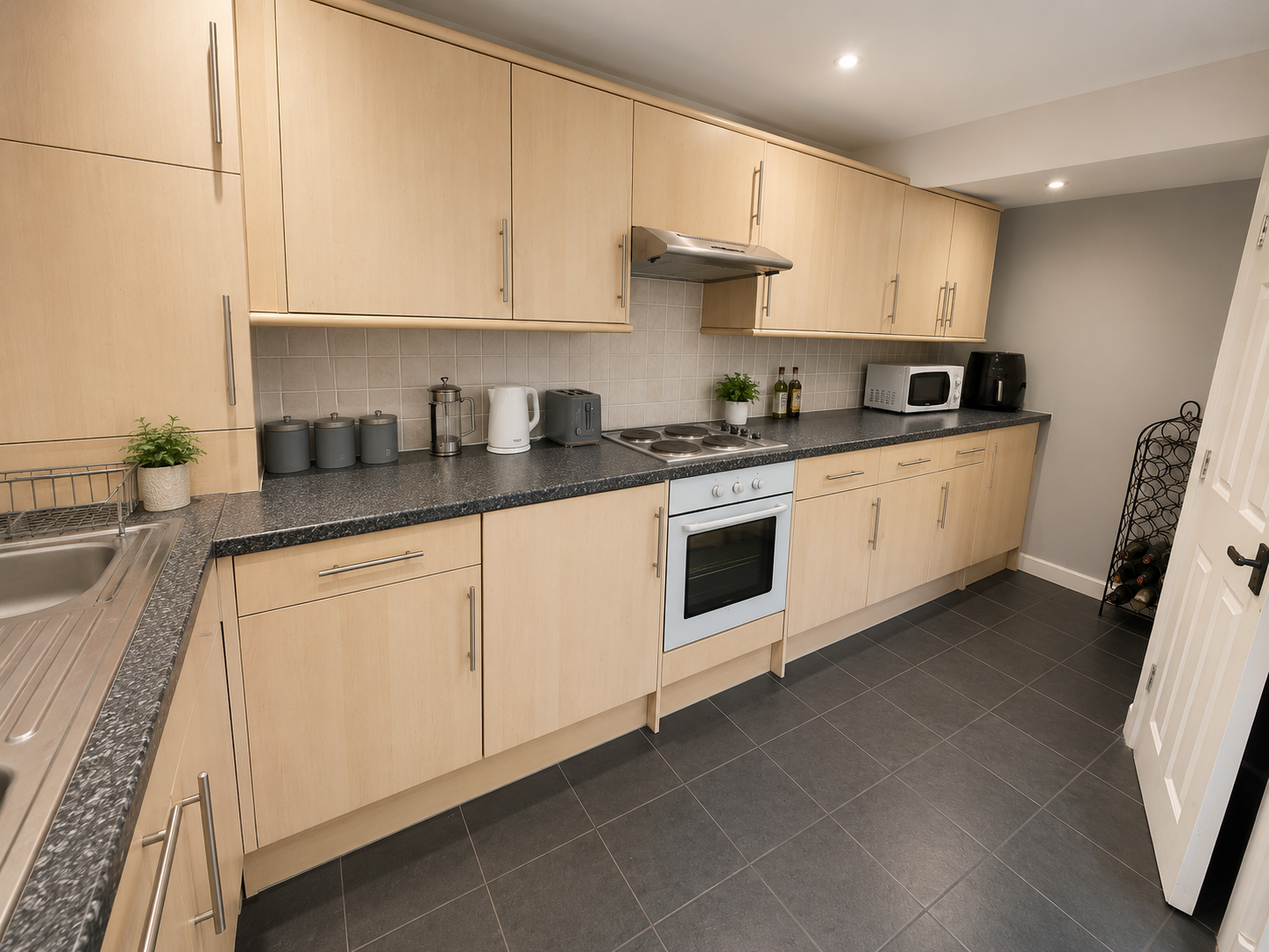 Flat Back Burley Lodge Terrace in Leeds